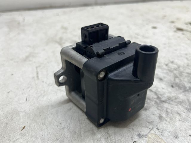 bontott VW POLO CLASSIC Gyújtótrafó