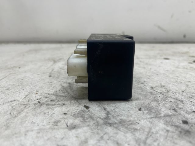 bontott VW POLO CLASSIC Hűtőventilátor Relé