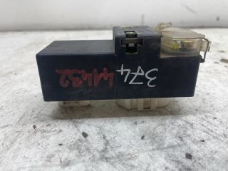 bontott VW POLO CLASSIC Hűtőventilátor Relé