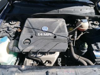 bontott VW POLO CLASSIC Motor (Fűzött blokk hengerfejjel)