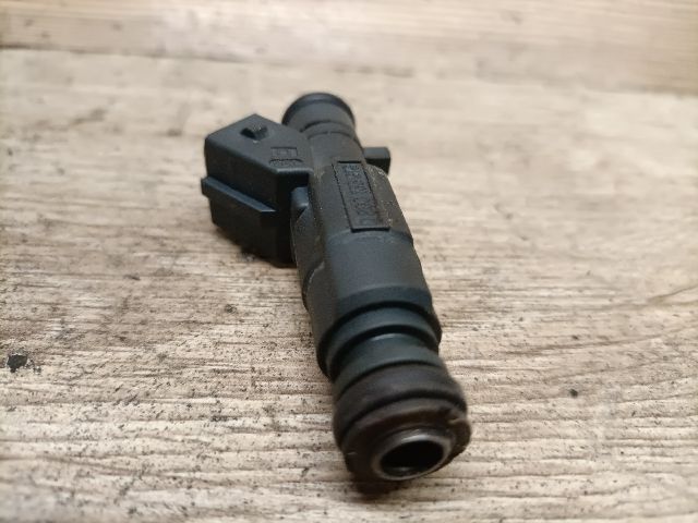 bontott VW POLO CLASSIC Porlasztó (1 db)