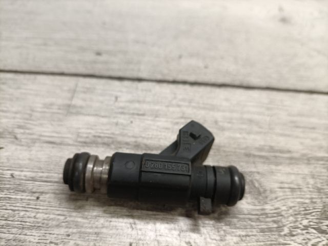 bontott VW POLO CLASSIC Porlasztó (1 db)