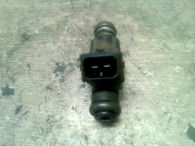 bontott VW POLO CLASSIC Porlasztó (1 db)