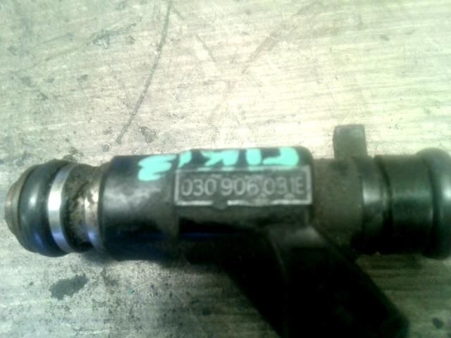 bontott VW POLO CLASSIC Porlasztó (1 db)