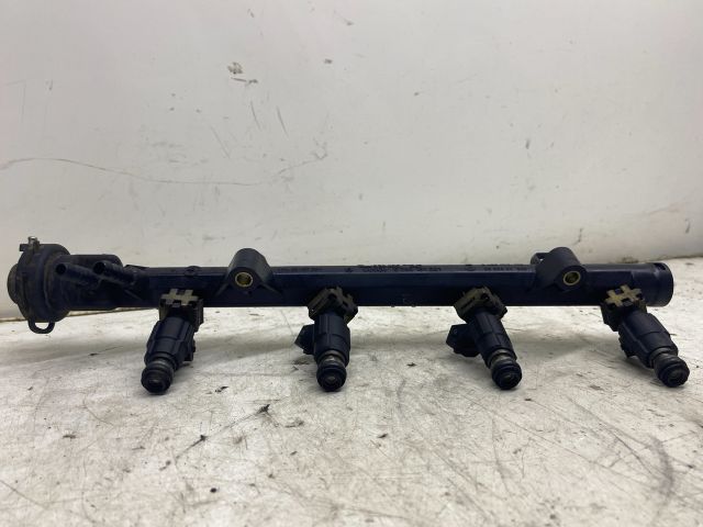 bontott VW POLO CLASSIC Porlasztó Sor / Híd