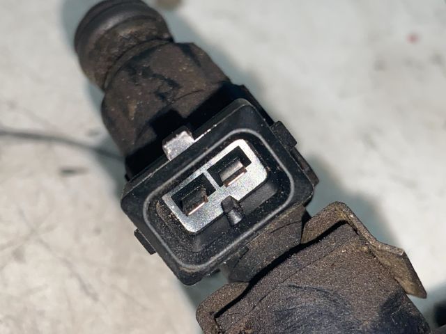 bontott VW POLO CLASSIC Porlasztó Sor / Híd