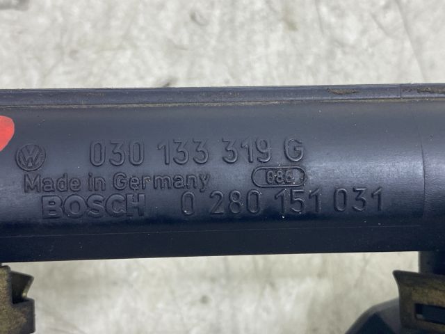 bontott VW POLO CLASSIC Porlasztó Sor / Híd