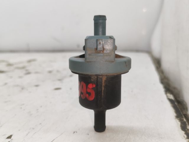 bontott VW POLO CLASSIC Tankszellőztető Szelep