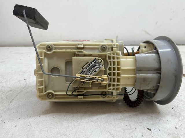 bontott VW POLO CLASSIC Üzemanyag Szivattyú