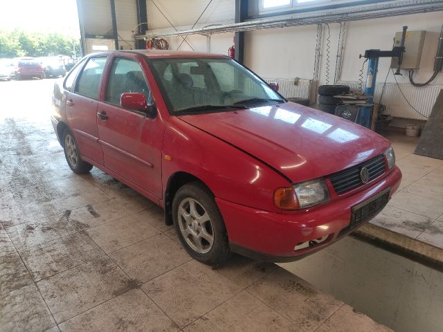 bontott VW POLO CLASSIC Vízhűtő Radiátor (Nem klímás)