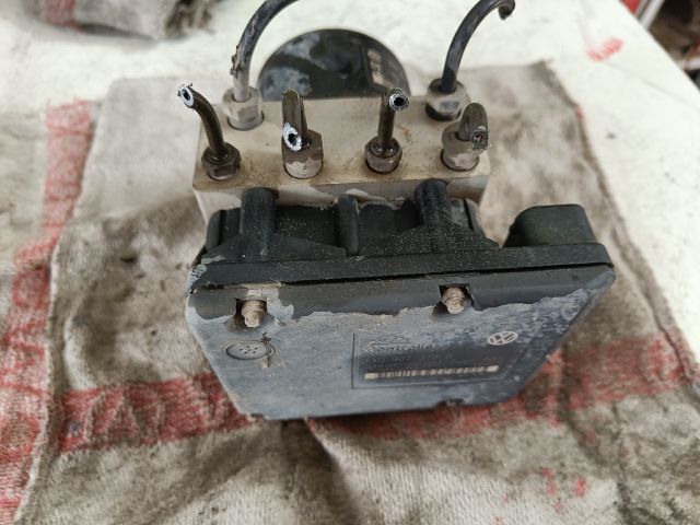 bontott VW POLO CLASSIC ABS Kocka