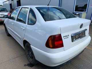 bontott VW POLO CLASSIC Bal első Gólyaláb (Lengécsillapító, Rugó)