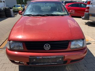 bontott VW POLO CLASSIC Bal első Gólyaláb (Lengécsillapító, Rugó)