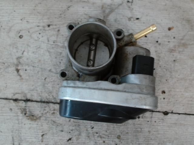 bontott VW POLO CLASSIC Fojtószelep (Elektromos)