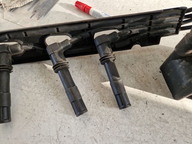 bontott VW POLO CLASSIC Gyújtótrafó Szett