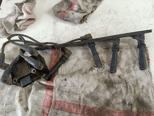 bontott VW POLO CLASSIC Gyújtótrafó Szett