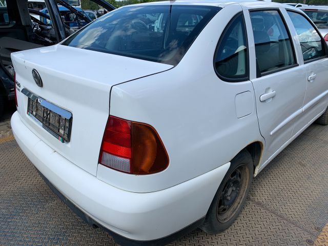 bontott VW POLO CLASSIC Jobb első Gólyaláb (Lengécsillapító, Rugó)