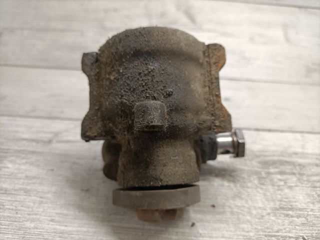 bontott VW POLO CLASSIC Kormányszervó Motor (Hidraulikus)