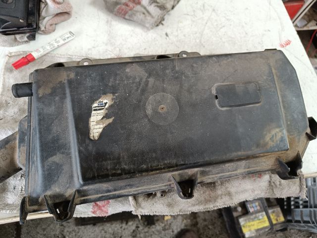 bontott VW POLO CLASSIC Légszűrő Ház