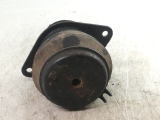 bontott VW POLO CLASSIC Motor Tartó Bak Jobb