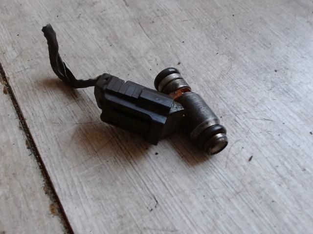 bontott VW POLO CLASSIC Porlasztó (1 db)