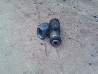 bontott VW POLO CLASSIC Porlasztó (1 db)