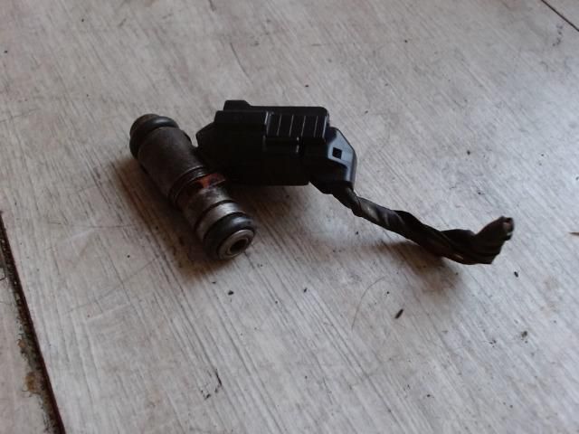 bontott VW POLO CLASSIC Porlasztó (1 db)