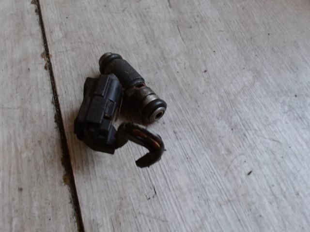 bontott VW POLO CLASSIC Porlasztó (1 db)