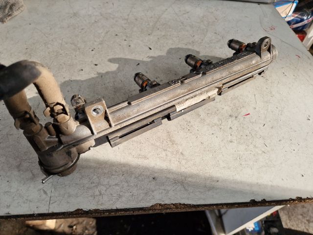 bontott VW POLO CLASSIC Porlasztó Sor / Híd