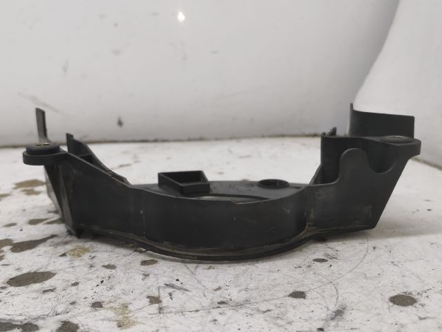 bontott VW POLO CLASSIC Alsó Vezérlés Burkolat