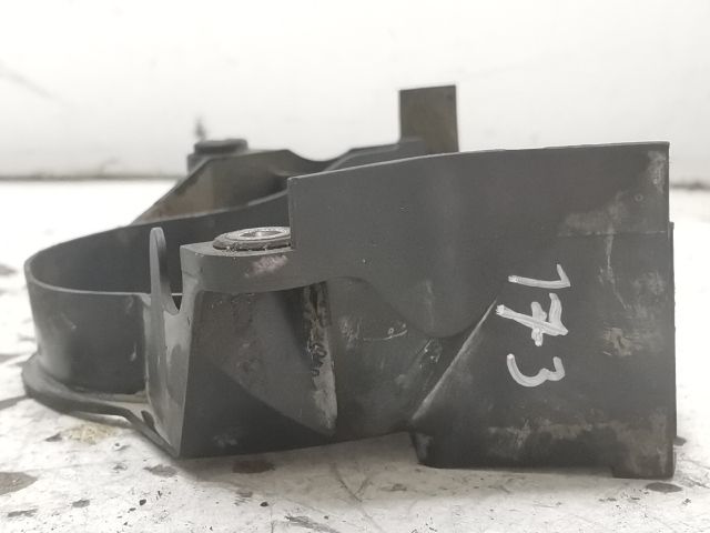 bontott VW POLO CLASSIC Alsó Vezérlés Burkolat