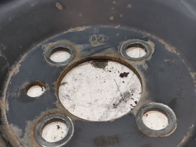 bontott VW POLO CLASSIC Főtengely Szíjtárcsa