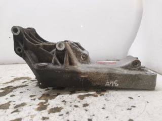 bontott VW POLO CLASSIC Generátor Tartó Bak