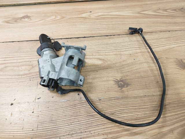 bontott VW POLO CLASSIC Gyújtáskapcsoló