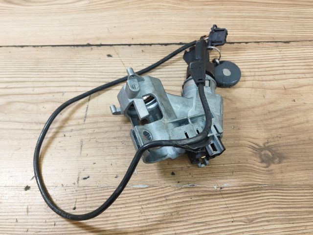 bontott VW POLO CLASSIC Gyújtáskapcsoló