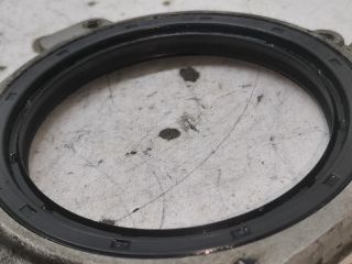 bontott VW POLO CLASSIC Hátsó Főtengely Szimmeringház