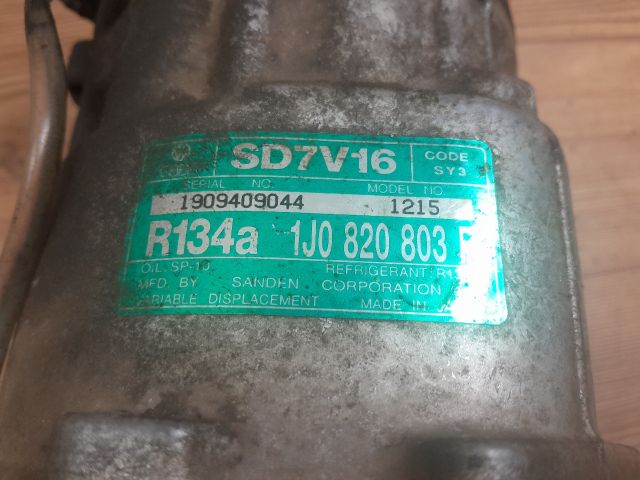 bontott VW POLO CLASSIC Klímakompresszor