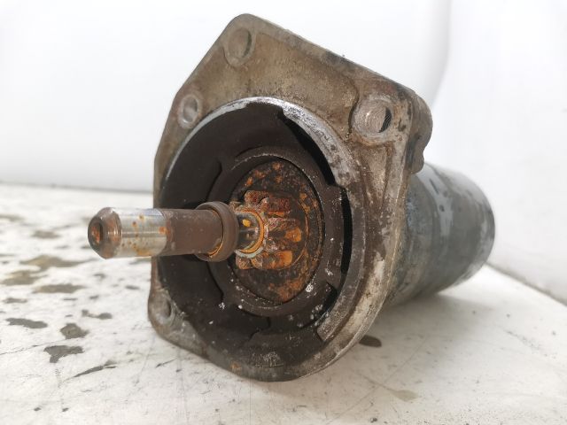 bontott VW POLO CLASSIC Önindító