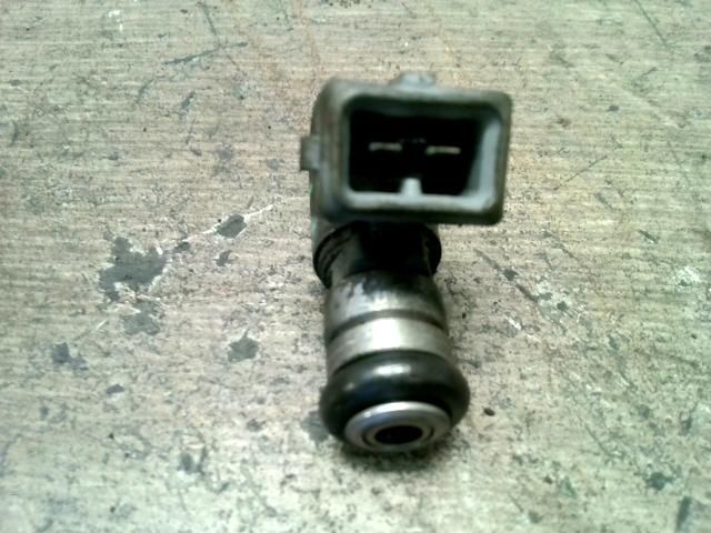 bontott VW POLO CLASSIC Porlasztó (1 db)