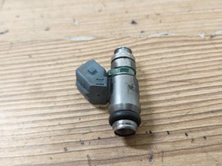 bontott VW POLO CLASSIC Porlasztó (1 db)