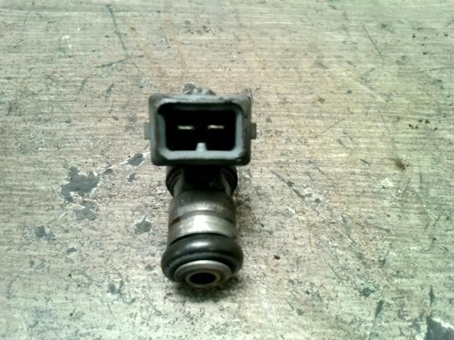 bontott VW POLO CLASSIC Porlasztó (1 db)