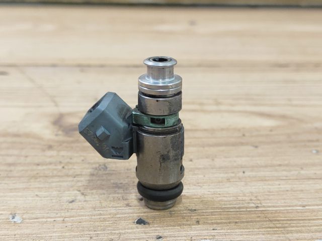 bontott VW POLO CLASSIC Porlasztó (1 db)