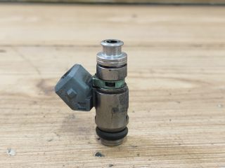 bontott VW POLO CLASSIC Porlasztó (1 db)