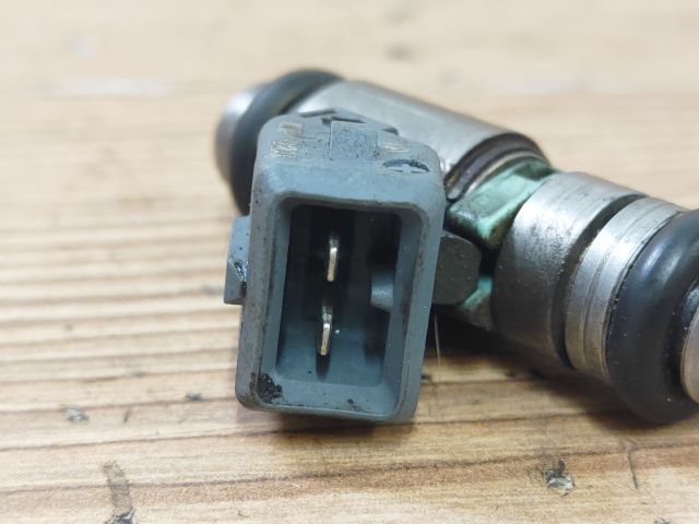 bontott VW POLO CLASSIC Porlasztó (1 db)