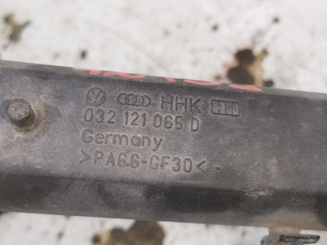 bontott VW POLO CLASSIC Termosztátház Csővel