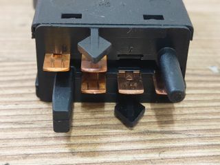 bontott VW POLO CLASSIC Ablakfűtés Kapcsoló