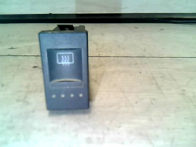 bontott VW POLO CLASSIC Ablakfűtés Kapcsoló