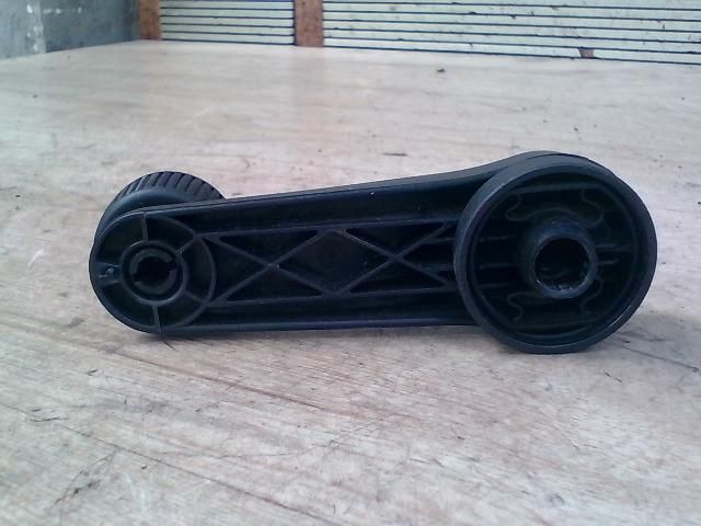 bontott VW POLO CLASSIC Ablaktekerő Kar (Pozíciófüggetlen)