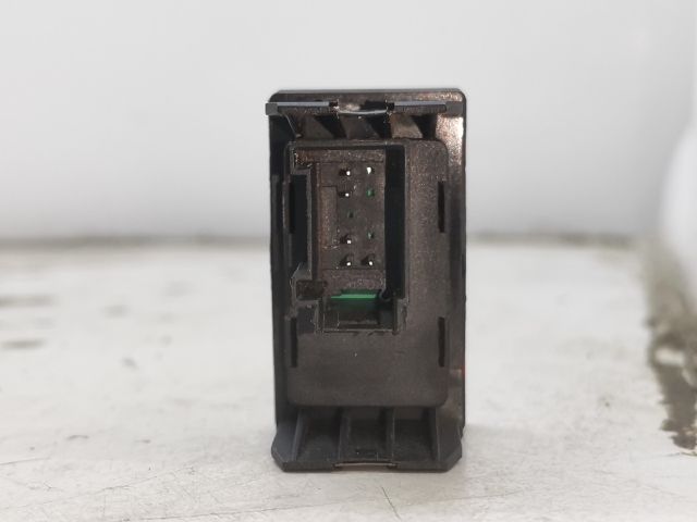 bontott VW POLO CLASSIC Bal első Ablakemelő Kapcsoló