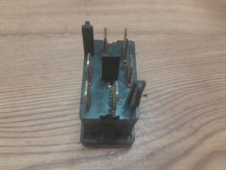 bontott VW POLO CLASSIC Bal első Ablakemelő Kapcsoló